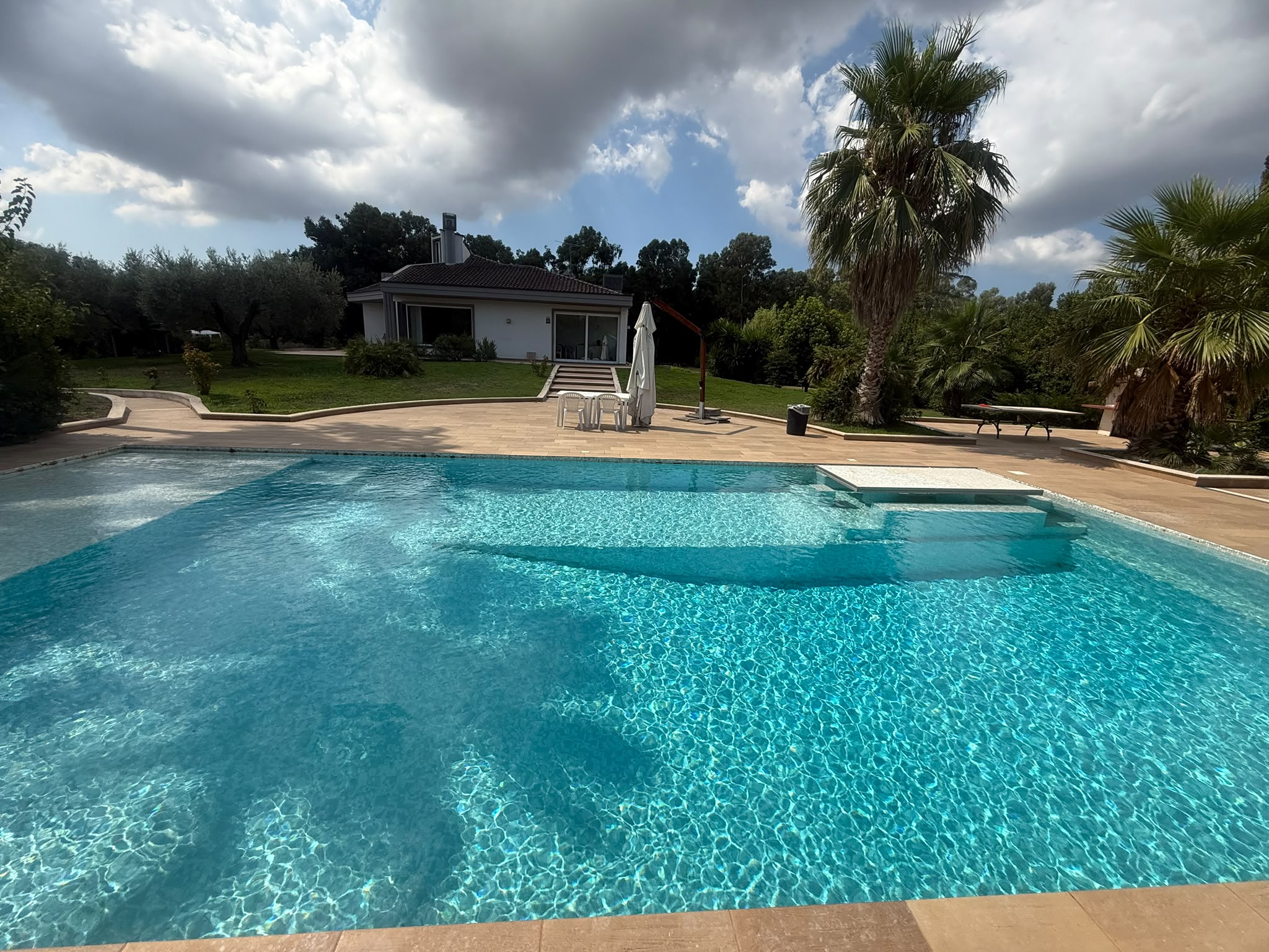 WhatsApp Image 2026-07-24 at 12.30.54 (7) APRILIA: PRESTIGIOSA VILLA CON PISCINA